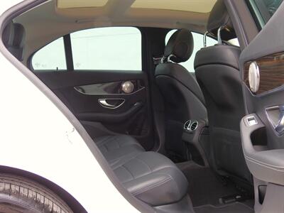 2016 Mercedes-Benz C 300 Luxury 4MATIC  AWD 4dr Sedan! Back Up Camera! Driver Monitoring! Collision Prevention Assist! Navigation! Bluetooth Connectivity! Heated Leather Seats! Pano-Sunroof! - Photo 27 - Portland, OR 97266