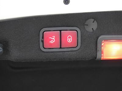 2016 Mercedes-Benz C 300 Luxury 4MATIC  AWD 4dr Sedan! Back Up Camera! Driver Monitoring! Collision Prevention Assist! Navigation! Bluetooth Connectivity! Heated Leather Seats! Pano-Sunroof! - Photo 31 - Portland, OR 97266