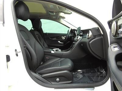 2016 Mercedes-Benz C 300 Luxury 4MATIC  AWD 4dr Sedan! Back Up Camera! Driver Monitoring! Collision Prevention Assist! Navigation! Bluetooth Connectivity! Heated Leather Seats! Pano-Sunroof! - Photo 28 - Portland, OR 97266