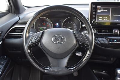 2019 Toyota C-HR XLE  4dr Crossover! Back Up Camera! Blind Spot Monitor! Lane Assist! Bluetooth Connectivity! Apple CarPlay! Dynamic Radar Cruise Control! Trunk Cargo Cover! All Weather Mats! - Photo 14 - Portland, OR 97266