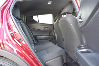 2019 Toyota C-HR XLE  4dr Crossover! Back Up Camera! Blind Spot Monitor! Lane Assist! Bluetooth Connectivity! Apple CarPlay! Dynamic Radar Cruise Control! Trunk Cargo Cover! All Weather Mats! - Photo 27 - Portland, OR 97266