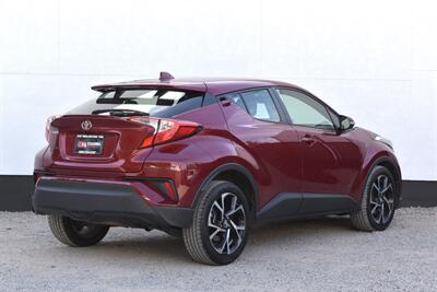 2019 Toyota C-HR XLE  4dr Crossover! Back Up Camera! Blind Spot Monitor! Lane Assist! Bluetooth Connectivity! Apple CarPlay! Dynamic Radar Cruise Control! Trunk Cargo Cover! All Weather Mats! - Photo 5 - Portland, OR 97266
