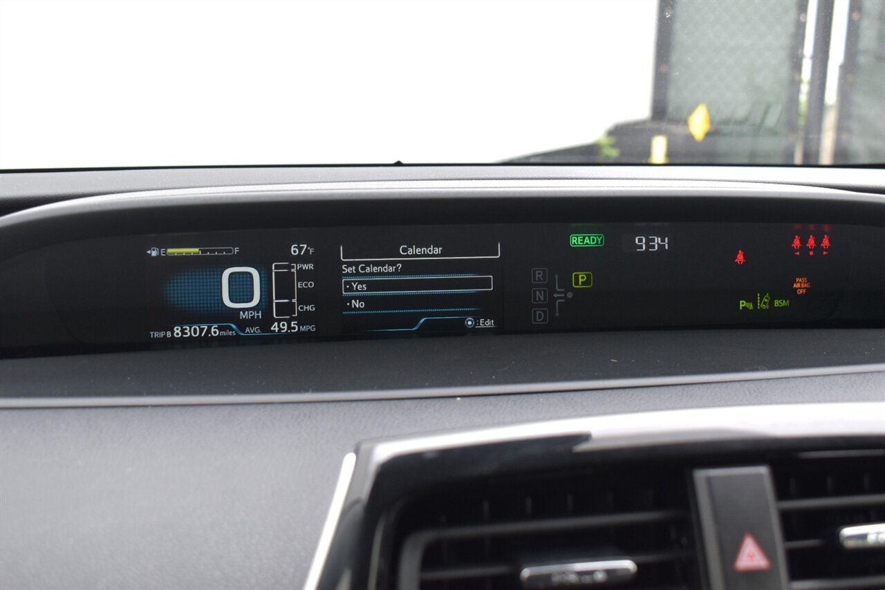 2022 Toyota Prius LE 4dr Hatchback! 54 City MPG! 50 Hwy MPG! Back Up Camera! Lane Assist! Blind Spot Monitor! Dynamic Radar Cruise Control! EV/ECO/PWR Modes! Apple CarPlay! Android Auto! - Photo 18 - Portland, OR 97266