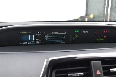 2022 Toyota Prius LE 4dr Hatchback! 54 City MPG! 50 Hwy MPG! Back Up Camera! Lane Assist! Blind Spot Monitor! Dynamic Radar Cruise Control! EV/ECO/PWR Modes! Apple CarPlay! Android Auto! - Photo 18 - Portland, OR 97266