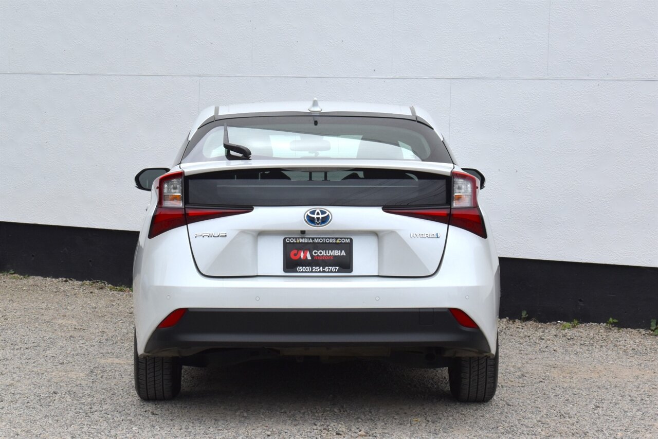 2022 Toyota Prius LE 4dr Hatchback! 54 City MPG! 50 Hwy MPG! Back Up Camera! Lane Assist! Blind Spot Monitor! Dynamic Radar Cruise Control! EV/ECO/PWR Modes! Apple CarPlay! Android Auto! - Photo 4 - Portland, OR 97266