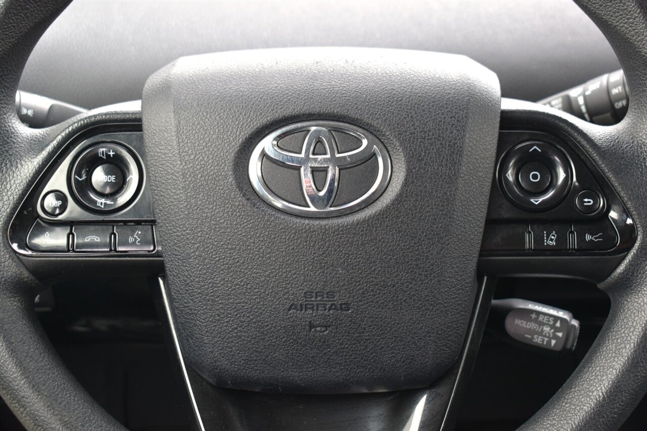 2022 Toyota Prius LE 4dr Hatchback! 54 City MPG! 50 Hwy MPG! Back Up Camera! Lane Assist! Blind Spot Monitor! Dynamic Radar Cruise Control! EV/ECO/PWR Modes! Apple CarPlay! Android Auto! - Photo 15 - Portland, OR 97266