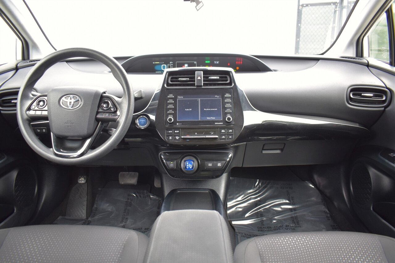 2022 Toyota Prius LE 4dr Hatchback! 54 City MPG! 50 Hwy MPG! Back Up Camera! Lane Assist! Blind Spot Monitor! Dynamic Radar Cruise Control! EV/ECO/PWR Modes! Apple CarPlay! Android Auto! - Photo 13 - Portland, OR 97266