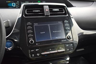 2022 Toyota Prius LE 4dr Hatchback! 54 City MPG! 50 Hwy MPG! Back Up Camera! Lane Assist! Blind Spot Monitor! Dynamic Radar Cruise Control! EV/ECO/PWR Modes! Apple CarPlay! Android Auto! - Photo 20 - Portland, OR 97266