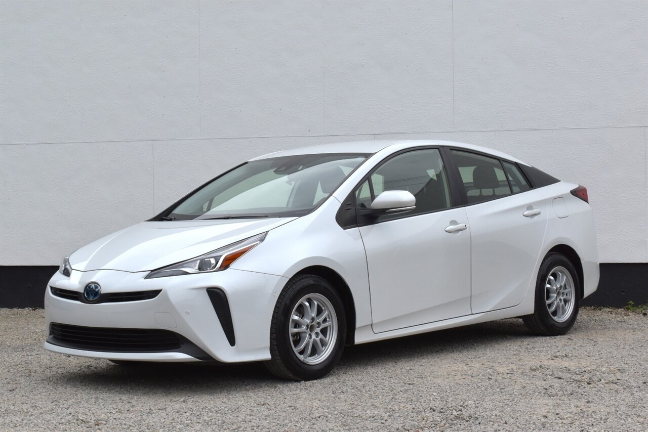 2022 Toyota Prius LE 4dr Hatchback! 54 City MPG! 50 Hwy MPG! Back Up Camera! Lane Assist! Blind Spot Monitor! Dynamic Radar Cruise Control! EV/ECO/PWR Modes! Apple CarPlay! Android Auto! - Photo 8 - Portland, OR 97266