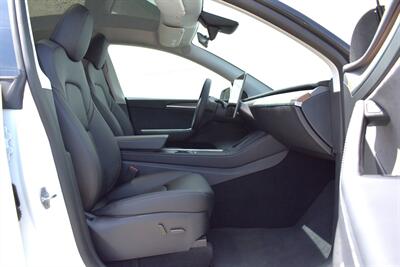 2025 Tesla Model Y Long Range AWD 4dr EV!**BY APPOINTMENT ONLY**Long Range! Dual Motor! Full Self-Driving Capability (Subscription)! Autopilot! Heated Front & Rear Seats! Heated Steering Wheel! Glass Roof! Navigation! - Photo 26 - Portland, OR 97266