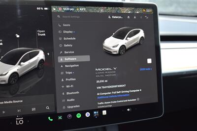 2025 Tesla Model Y Long Range AWD 4dr EV!**BY APPOINTMENT ONLY**Long Range! Dual Motor! Full Self-Driving Capability (Subscription)! Autopilot! Heated Front & Rear Seats! Heated Steering Wheel! Glass Roof! Navigation! - Photo 20 - Portland, OR 97266