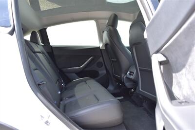 2025 Tesla Model Y Long Range AWD 4dr EV!**BY APPOINTMENT ONLY**Long Range! Dual Motor! Full Self-Driving Capability (Subscription)! Autopilot! Heated Front & Rear Seats! Heated Steering Wheel! Glass Roof! Navigation! - Photo 25 - Portland, OR 97266