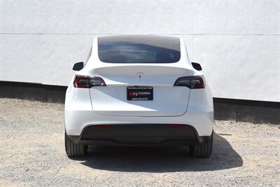 2025 Tesla Model Y Long Range AWD 4dr EV!**BY APPOINTMENT ONLY**Long Range! Dual Motor! Full Self-Driving Capability (Subscription)! Autopilot! Heated Front & Rear Seats! Heated Steering Wheel! Glass Roof! Navigation! - Photo 4 - Portland, OR 97266