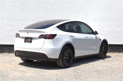 2025 Tesla Model Y Long Range AWD 4dr EV!**BY APPOINTMENT ONLY**Long Range! Dual Motor! Full Self-Driving Capability (Subscription)! Autopilot! Heated Front & Rear Seats! Heated Steering Wheel! Glass Roof! Navigation! - Photo 5 - Portland, OR 97266