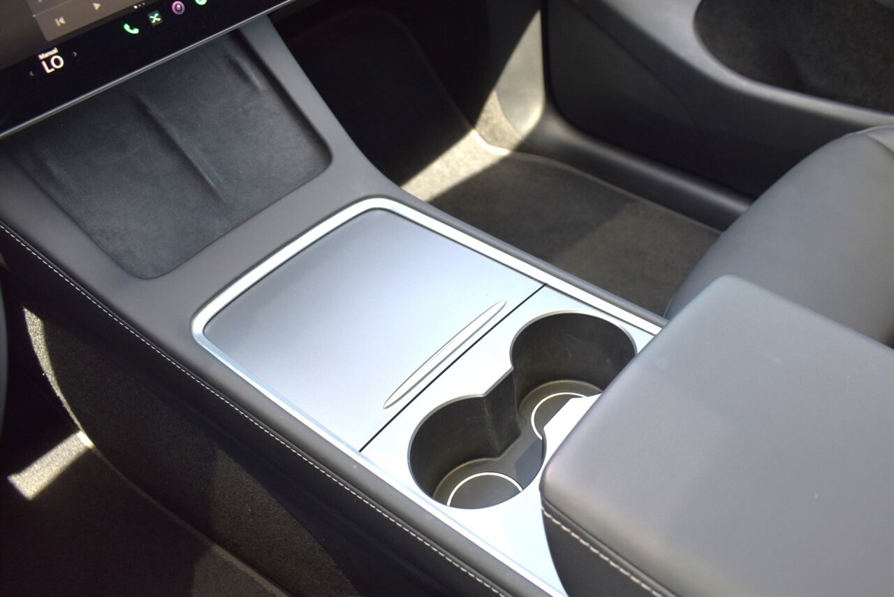 2025 Tesla Model Y Long Range AWD 4dr EV!**BY APPOINTMENT ONLY**Long Range! Dual Motor! Full Self-Driving Capability (Subscription)! Autopilot! Heated Front & Rear Seats! Heated Steering Wheel! Glass Roof! Navigation! - Photo 23 - Portland, OR 97266
