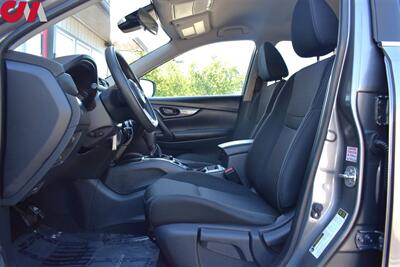 2019 Nissan Rogue S  AWD 4dr Crossover! Back Up Camera! Blind Spot Monitor! Rear Cross Traffic Alert! Collision Mitigation! Sport & Eco Modes! Bluetooth! - Photo 10 - Portland, OR 97266