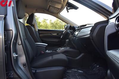 2019 Nissan Rogue S  AWD 4dr Crossover! Back Up Camera! Blind Spot Monitor! Rear Cross Traffic Alert! Collision Mitigation! Sport & Eco Modes! Bluetooth! - Photo 26 - Portland, OR 97266