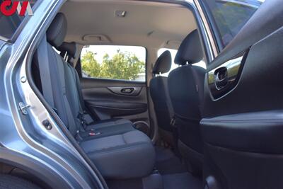 2019 Nissan Rogue S  AWD 4dr Crossover! Back Up Camera! Blind Spot Monitor! Rear Cross Traffic Alert! Collision Mitigation! Sport & Eco Modes! Bluetooth! - Photo 25 - Portland, OR 97266