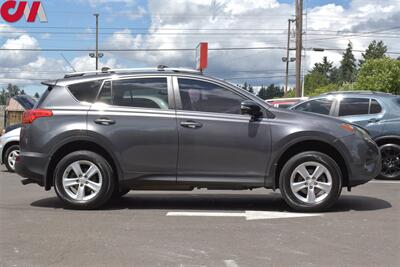 2013 Toyota RAV4 XLE  AWD 4dr SUV! Back Up Camera! Eco & Sport Mode! Bluetooth! Center Diff Lock! Sunroof! Roof-Rack! All Weather Mats! - Photo 6 - Portland, OR 97266