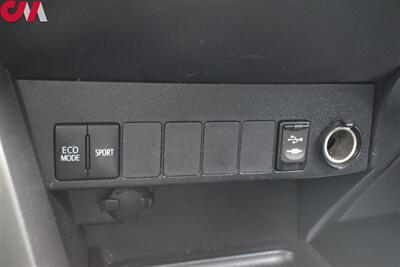2013 Toyota RAV4 XLE  AWD 4dr SUV! Back Up Camera! Eco & Sport Mode! Bluetooth! Center Diff Lock! Sunroof! Roof-Rack! All Weather Mats! - Photo 20 - Portland, OR 97266