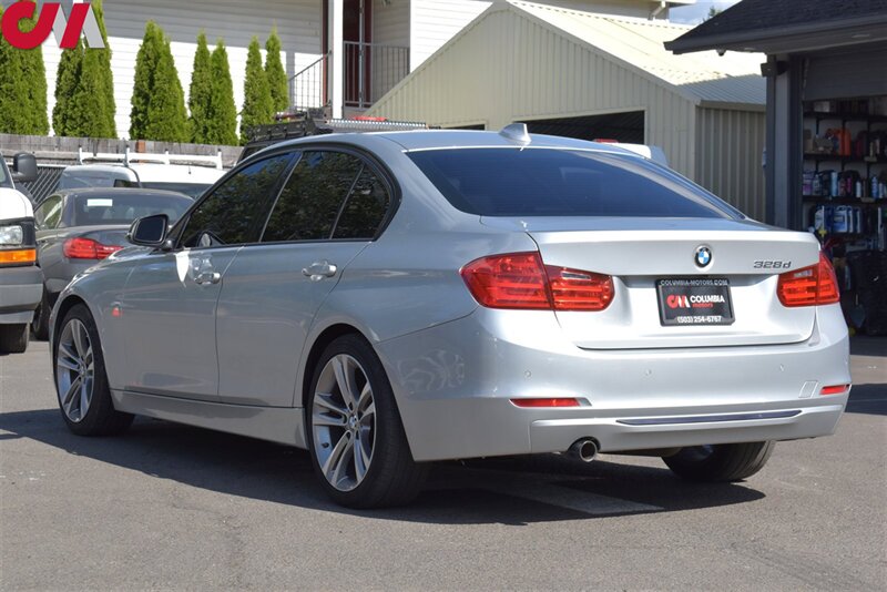 2015 BMW 328d  4dr Sedan**BY APPOINTMENT ONLY** Back Up Camera! Bluetooth w/Voice Activation! Navigation! Heated Leather Seats! Sport & Eco Pro Mode! Sunroof!