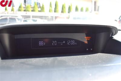 2017 Subaru Crosstrek 2.0i Premium 4dr Crossover CVT! Back Up Camera! Bluetooth w/Voice Activation! Traction Control! Heated Seats! All Weather Floor Mats! Roof-Rails! - Photo 15 - Portland, OR 97266