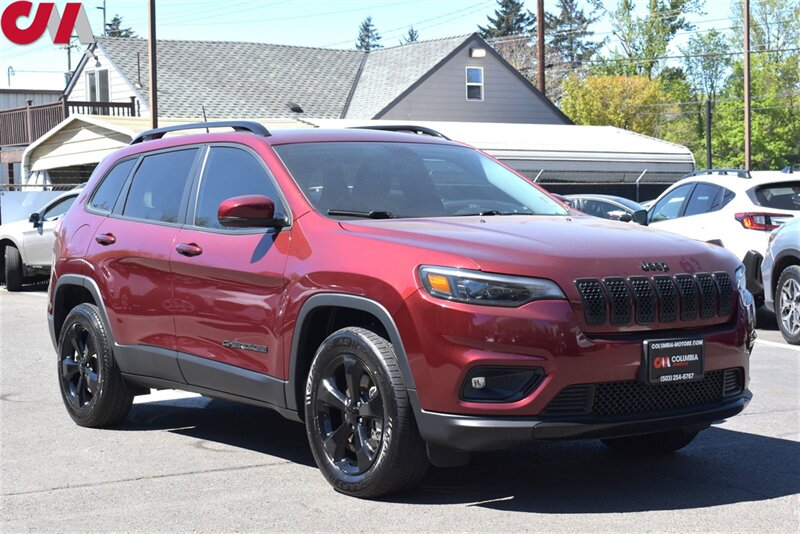 2020 Jeep Cherokee Latitude Plus  4x4 4dr SUV! Heated Seats & Steering! Touchscreen Display! Bluetooth Connection! Back Cam! Selec-Terrain! Panoramic Sunroof! Roof-Rails! Subwoofer!