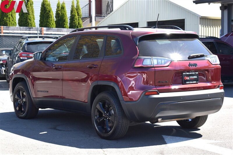 2020 Jeep Cherokee Latitude Plus  4x4 4dr SUV! Heated Seats & Steering! Touchscreen Display! Bluetooth Connection! Back Cam! Selec-Terrain! Panoramic Sunroof! Roof-Rails! Subwoofer!