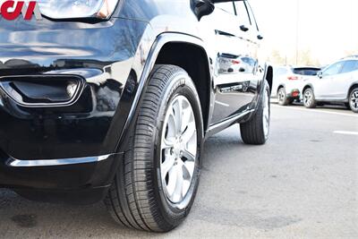 2019 Jeep Grand Cherokee Altitude  4x4 4dr SUV Back-Up Camera! Bluetooth! Navi! Heated Seats And Steering! Sunroof! Subwoofer! Power Liftgate! Foldable Passenger Seat! - Photo 23 - Portland, OR 97266