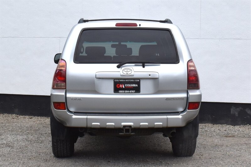 2005 Toyota 4Runner SR5 4WD 4dr SUV w/V6! Center Locking Differential! Multi-Mode Four Wheel Drive! Off-Road Downhill Assist! Roof-Rack! All Weather Mats! Tow-Hitch! - Photo 4 - Portland, OR 97266