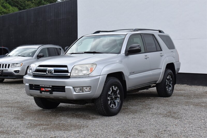 2005 Toyota 4Runner SR5 4WD 4dr SUV w/V6! Center Locking Differential! Multi-Mode Four Wheel Drive! Off-Road Downhill Assist! Roof-Rack! All Weather Mats! Tow-Hitch! - Photo 8 - Portland, OR 97266