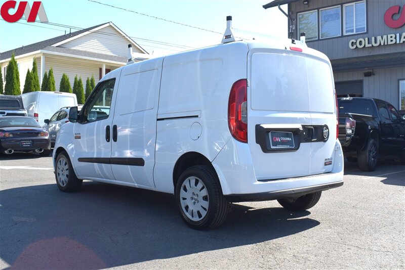 2017 RAM ProMaster City Tradesman SLT  4dr Cargo Mini-Van! Back Up Camera! Traction Control! Cruise Control! Bluetooth/USB/Aux-In! Ladder Roof Rack!