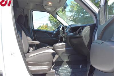 2017 RAM ProMaster City Tradesman SLT  4dr Cargo Mini-Van! Back Up Camera! Traction Control! Cruise Control! Bluetooth/USB/Aux-In! Ladder Roof Rack! - Photo 23 - Portland, OR 97266