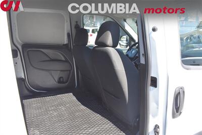 2017 RAM ProMaster City Tradesman SLT 4dr Cargo Mini-Van! Back Up Camera! Traction Control! Cruise Control! Bluetooth/USB/Aux-In! Ladder Roof Rack! - Photo 22 - Portland, OR 97266