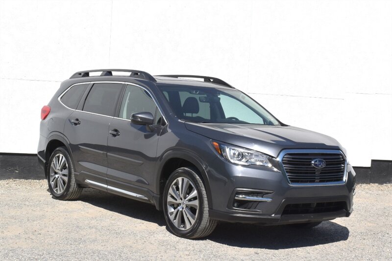2019 Subaru Ascent Limited 8-Passenger  AWD 4dr SUV! X-Mode! EyeSight Assist Tech! Blind Spot Monitor! Back Up Cam! Navi! Apple CarPlay! Android Auto! Pwr Liftgate! Full Heated Leather Seats! Pano Sunroof! Roof Rails! - Photo 1 - Portland, OR 97266