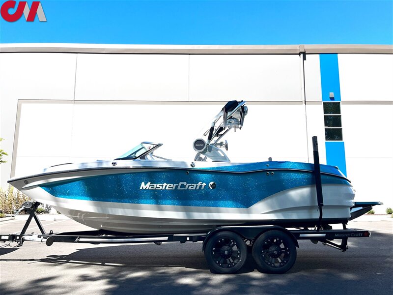 2019 MasterCraft X22 dual screen & upgraded sound system!  SEE DESCRIPTION!