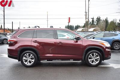 2015 Toyota Highlander XLE  AWD 4dr SUV **APPOINTMENT ONLY** Front Heated Leather Seats! Power Liftgate! Remote Start! Smart Device Integration! Blind Spot Monitor! Tow Ready! - Photo 6 - Portland, OR 97266