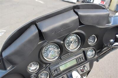 2012 Harley-Davidson Electra Glide Ultra Limited Twin Cam 103! Low Miles! 6-Speed! Cruise Control! Batwing Fairing! Hard Saddlebags! AM/FM Stereo! Touring Bike! - Photo 15 - Portland, OR 97266