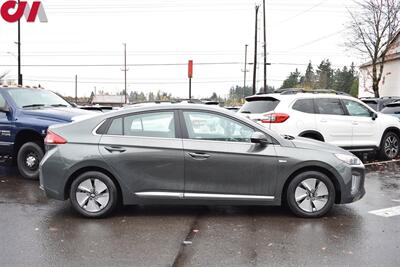 2020 Hyundai IONIQ Hybrid SE  4dr Hatchback **BY APPOINTMENT ONLY** Heated Front Seats! Blind-Spot Monitor! Apple Carplay! Android Auto! Backup Camera! All Weather Rubber Floor Mats! - Photo 6 - Portland, OR 97266