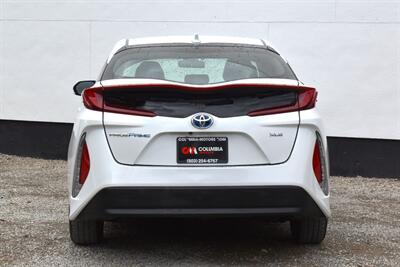 2022 Toyota Prius Prime XLE 4dr Hatchback! 55 City MPG! 53 Hwy MPG! Back up Camera! Pre-Collision Assist! Lane Departure Assist! Dynamic Radar Cruise Control! Apple CarPlay! Wireless Charger! Heated Seats! - Photo 4 - Portland, OR 97266