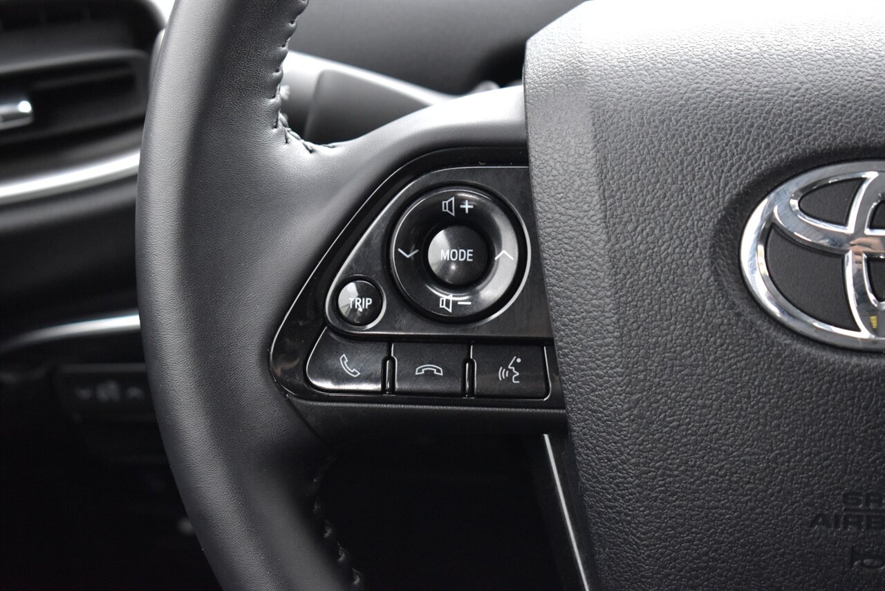 2022 Toyota Prius Prime XLE 4dr Hatchback! 55 City MPG! 53 Hwy MPG! Back up Camera! Pre-Collision Assist! Lane Departure Assist! Dynamic Radar Cruise Control! Apple CarPlay! Wireless Charger! Heated Seats! - Photo 15 - Portland, OR 97266