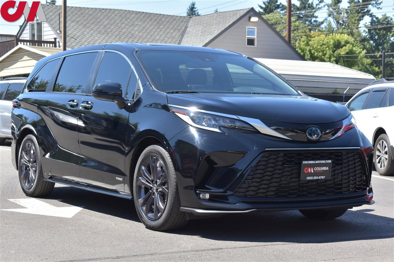 2021 Toyota Sienna XSE 7-Passenger 4dr Mini-Van! Hybrid! GPS Navigation! Bluetooth! Rear View Camera! EV & Sport Mode! Sunroof! Power Sliding Doors! Power Liftgate! Heated Leather Seats! Rear Climate Control! - Photo 1 - Portland, OR 97266