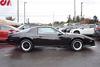 1983 Pontiac Firebird SE  2dr HatchBack V8 305 Carbureted! Classic Car! Bluetooth W/Mic! Federal Super Steel 595 Tires! Sony CD Player! - Photo 6 - Portland, OR 97266