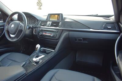 2015 BMW 328i  4dr Sedan! Back Up Camera! Park Assist! Sport & Eco Pro Drive Modes! Bluetooth Connectivity! - Photo 12 - Portland, OR 97266