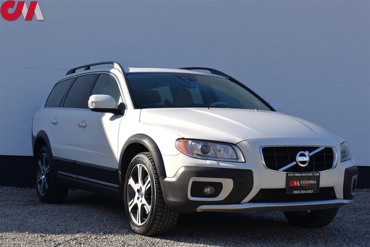 2013 Volvo XC70 T6 Premier Plus  AWD 4dr Wagon! City-Safety System! Parking Assist! Stability Control System! Heated Leather Seats! Bluetooth/USB/Aux! Sunroof! Powered Liftgate! All Weather Mats! - Photo 1 - Portland, OR 97266