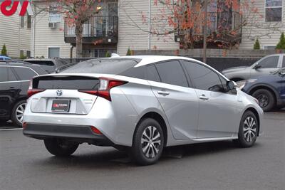 2022 Toyota Prius Limited 4dr Hatchback**BY APPOINTMENT ONLY**54 City MPG! 50 Hwy MPG! Toyota Safety Sense 2.0! Back Up Cam! Blind Spot Monitor! Lane Assist! EV/ECO/PWR Modes! Navi! Heated Leather Seats! - Photo 5 - Portland, OR 97266