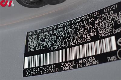 2022 Toyota Prius Limited 4dr Hatchback**BY APPOINTMENT ONLY**54 City MPG! 50 Hwy MPG! Toyota Safety Sense 2.0! Back Up Cam! Blind Spot Monitor! Lane Assist! EV/ECO/PWR Modes! Navi! Heated Leather Seats! - Photo 29 - Portland, OR 97266