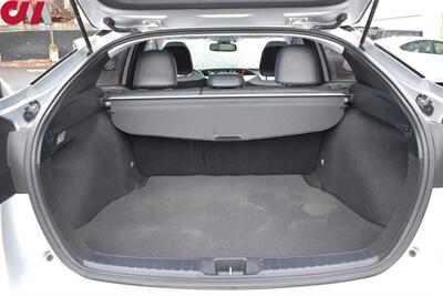 2022 Toyota Prius Limited 4dr Hatchback**BY APPOINTMENT ONLY**54 City MPG! 50 Hwy MPG! Toyota Safety Sense 2.0! Back Up Cam! Blind Spot Monitor! Lane Assist! EV/ECO/PWR Modes! Navi! Heated Leather Seats! - Photo 26 - Portland, OR 97266