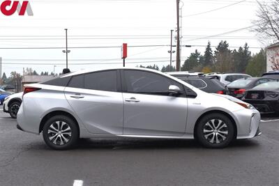 2022 Toyota Prius Limited 4dr Hatchback**BY APPOINTMENT ONLY**54 City MPG! 50 Hwy MPG! Toyota Safety Sense 2.0! Back Up Cam! Blind Spot Monitor! Lane Assist! EV/ECO/PWR Modes! Navi! Heated Leather Seats! - Photo 6 - Portland, OR 97266