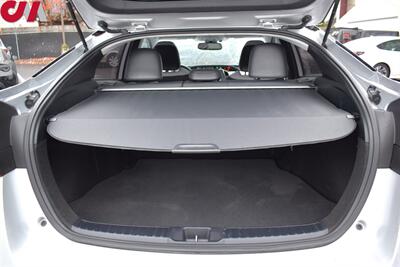 2022 Toyota Prius Limited 4dr Hatchback**BY APPOINTMENT ONLY**54 City MPG! 50 Hwy MPG! Toyota Safety Sense 2.0! Back Up Cam! Blind Spot Monitor! Lane Assist! EV/ECO/PWR Modes! Navi! Heated Leather Seats! - Photo 25 - Portland, OR 97266